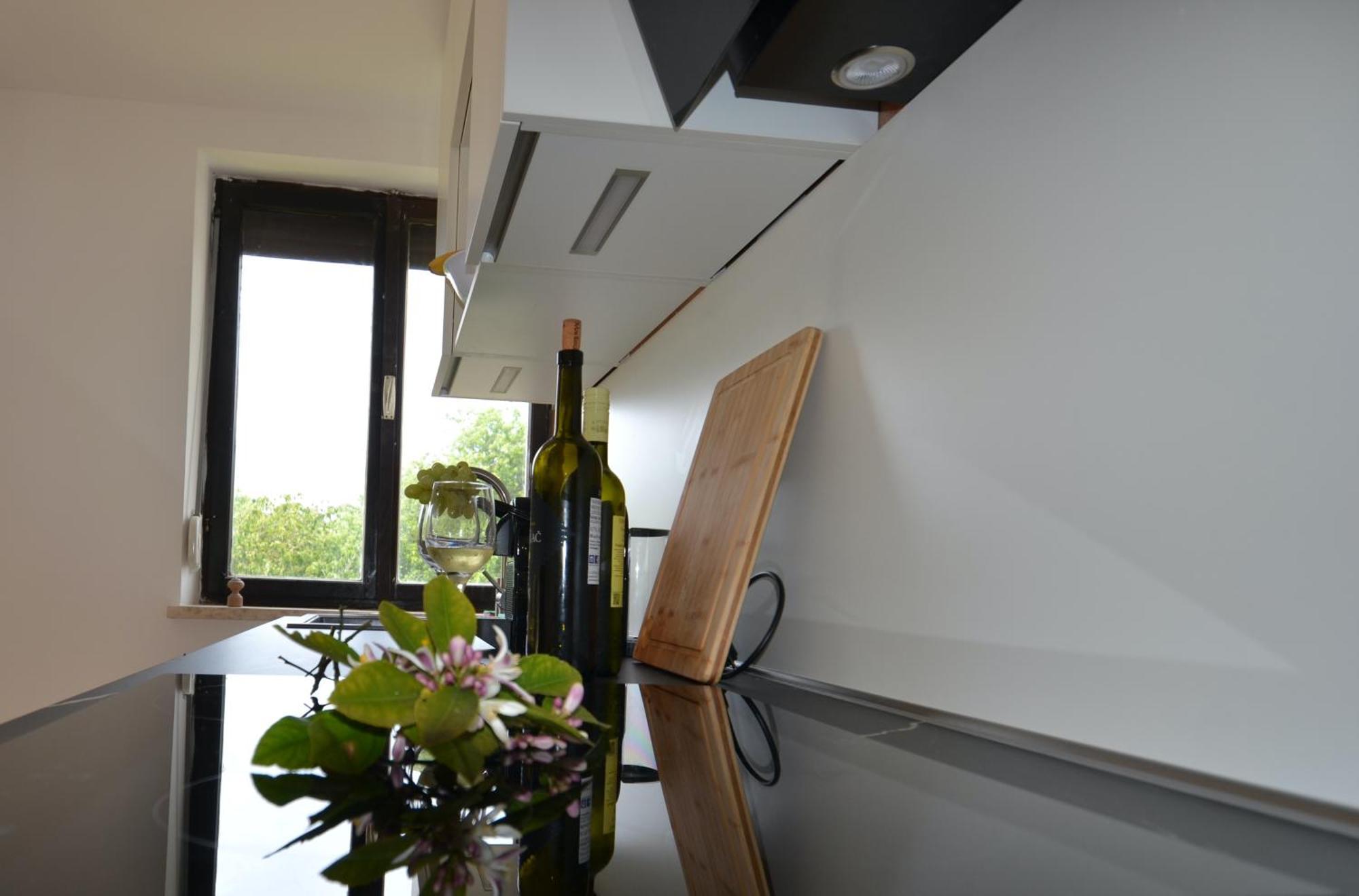Villa Kadinela, 200M From Kamenjak, Huge Quiet Garden With Barbecue, 2 New Kitchens Premantura Exterior photo